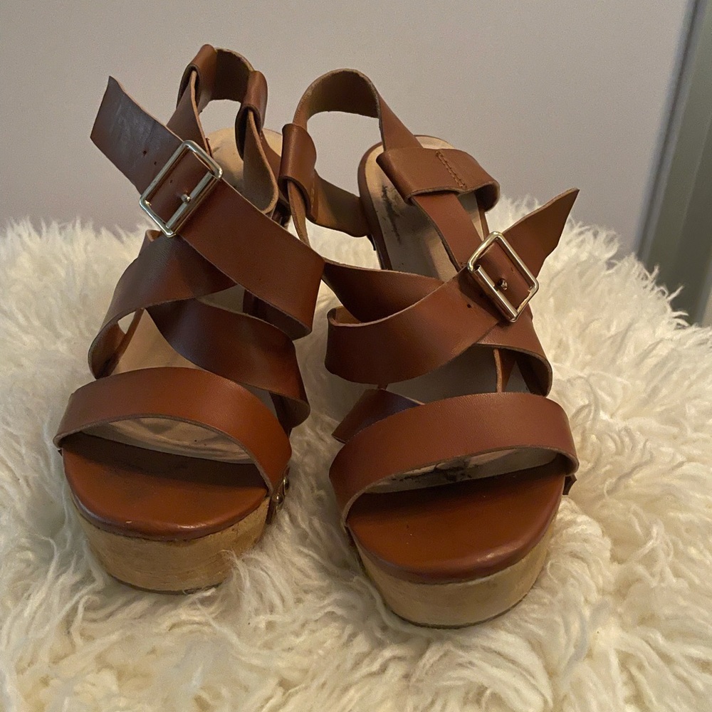 Brown wedges